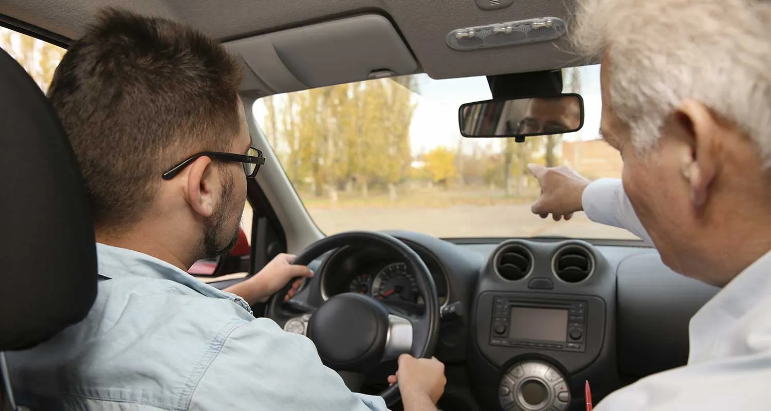 Автошколы будут готовить водителей по новым программам профессионального обучения