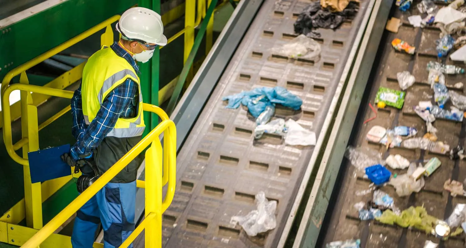 Обращение с отходами I–IV классов опасности