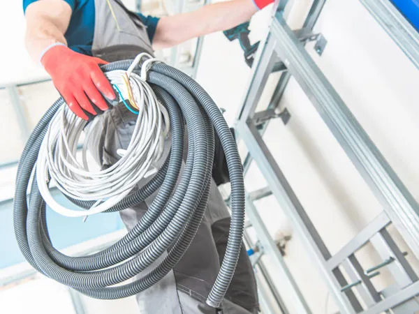 Обучение по охране труда при выполнении работ в электроустановках