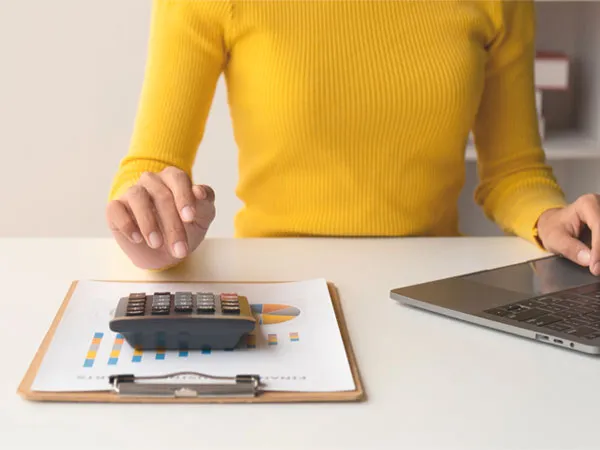 Заведующий магазином продовольственных товаров