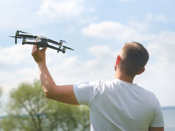 Специалист по эксплуатации беспилотных авиационных систем, включающих в себя одно или несколько беспилотных воздушных судов с максимальной взлетной массой 30 кг и менее (самолетного и мультироторного типов)