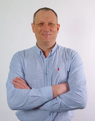 Гущин Эдуард Олегович